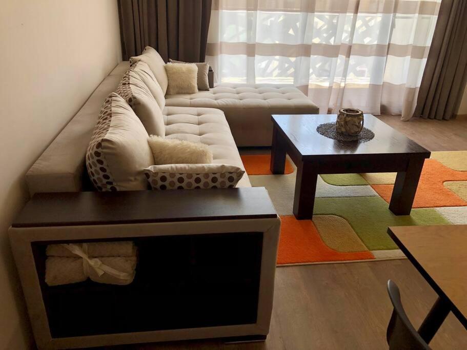 Luxury Apartment Pazardzhik Exterior photo